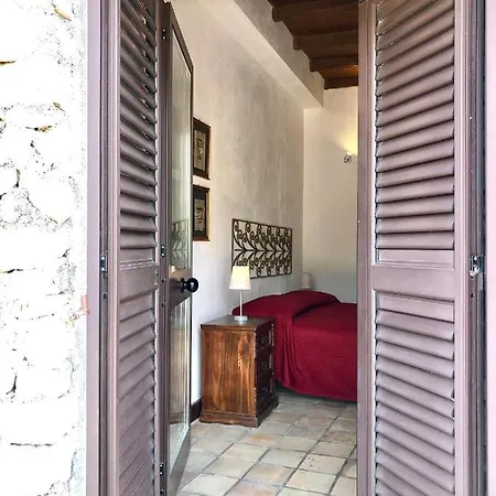 Almoezia Charming Bed and Breakfast *