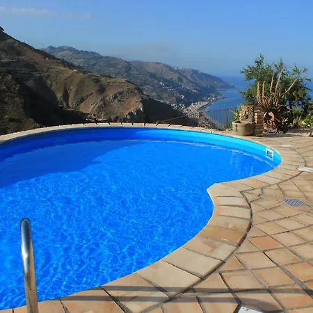 Bed and Breakfast Almoezia Charming *